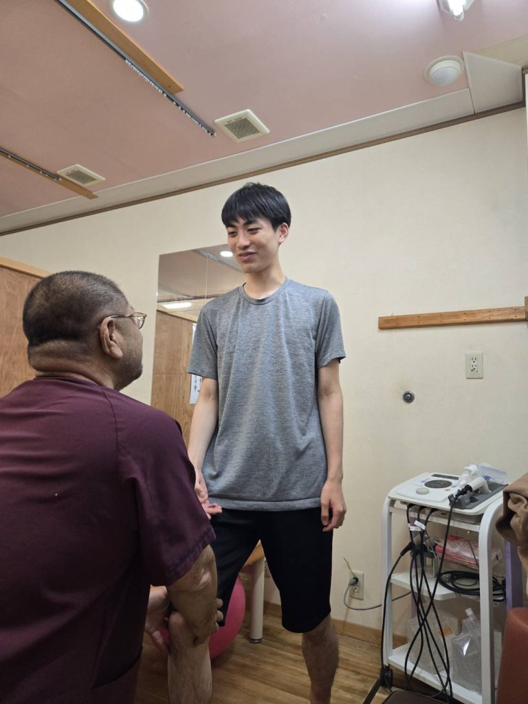 左肩を打撲し肩が動かし辛くなって悩んでいる方のの施術結果のクチコミ